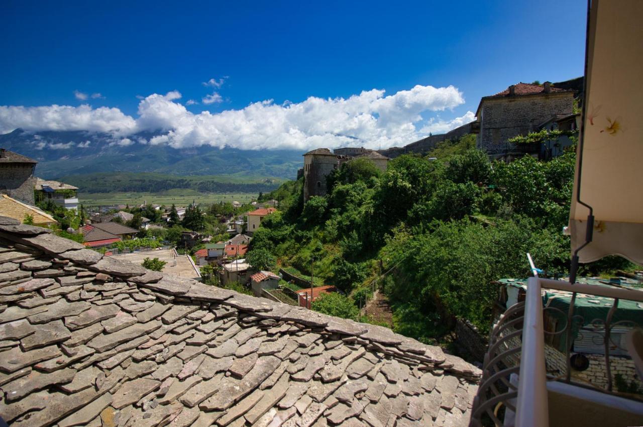 Grandma'S Home Gjirokastër Exterior foto